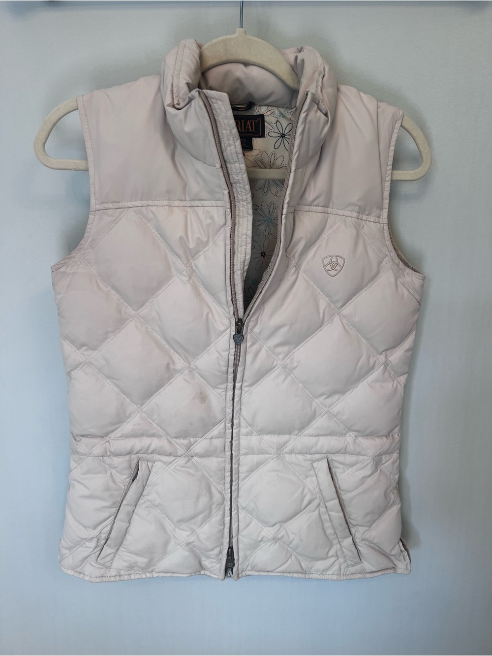 Ariat Women's Quilted Duck Down Puffer Vest in Cream